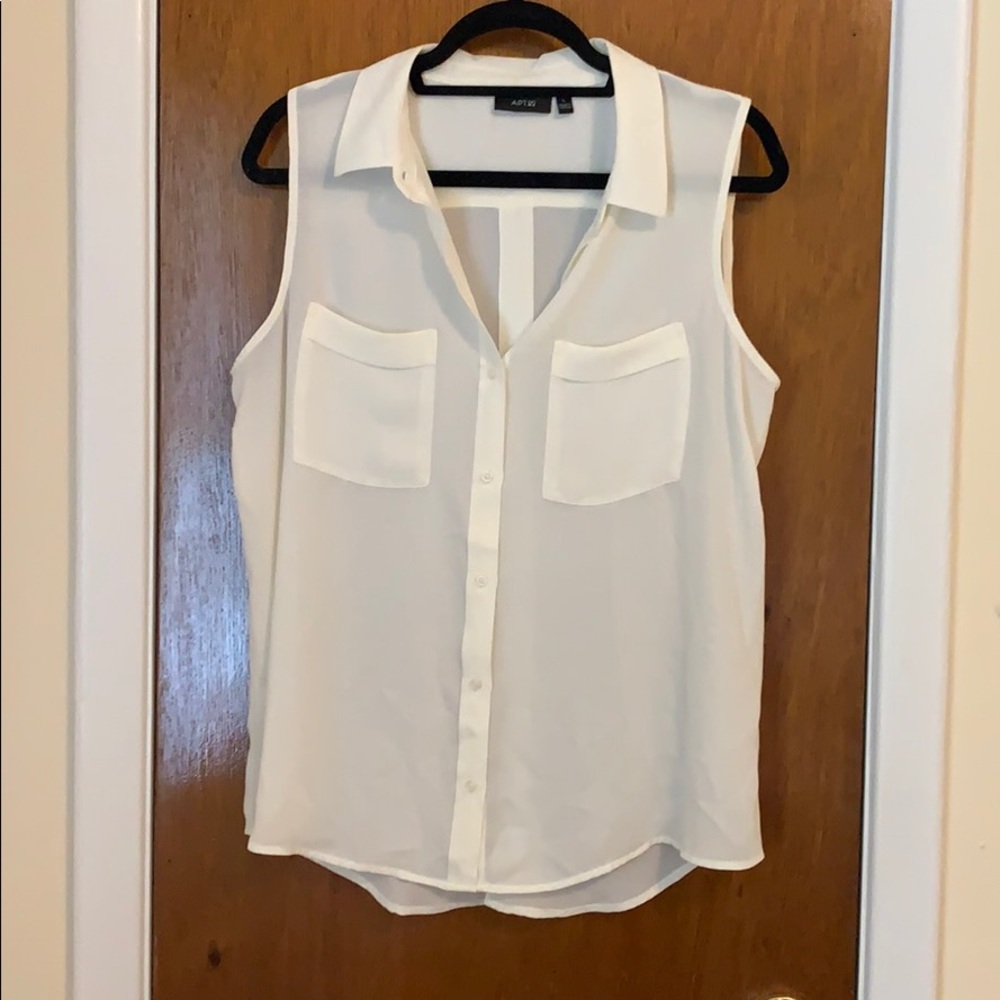 Sleeveless Apt9 Button Down Blouse